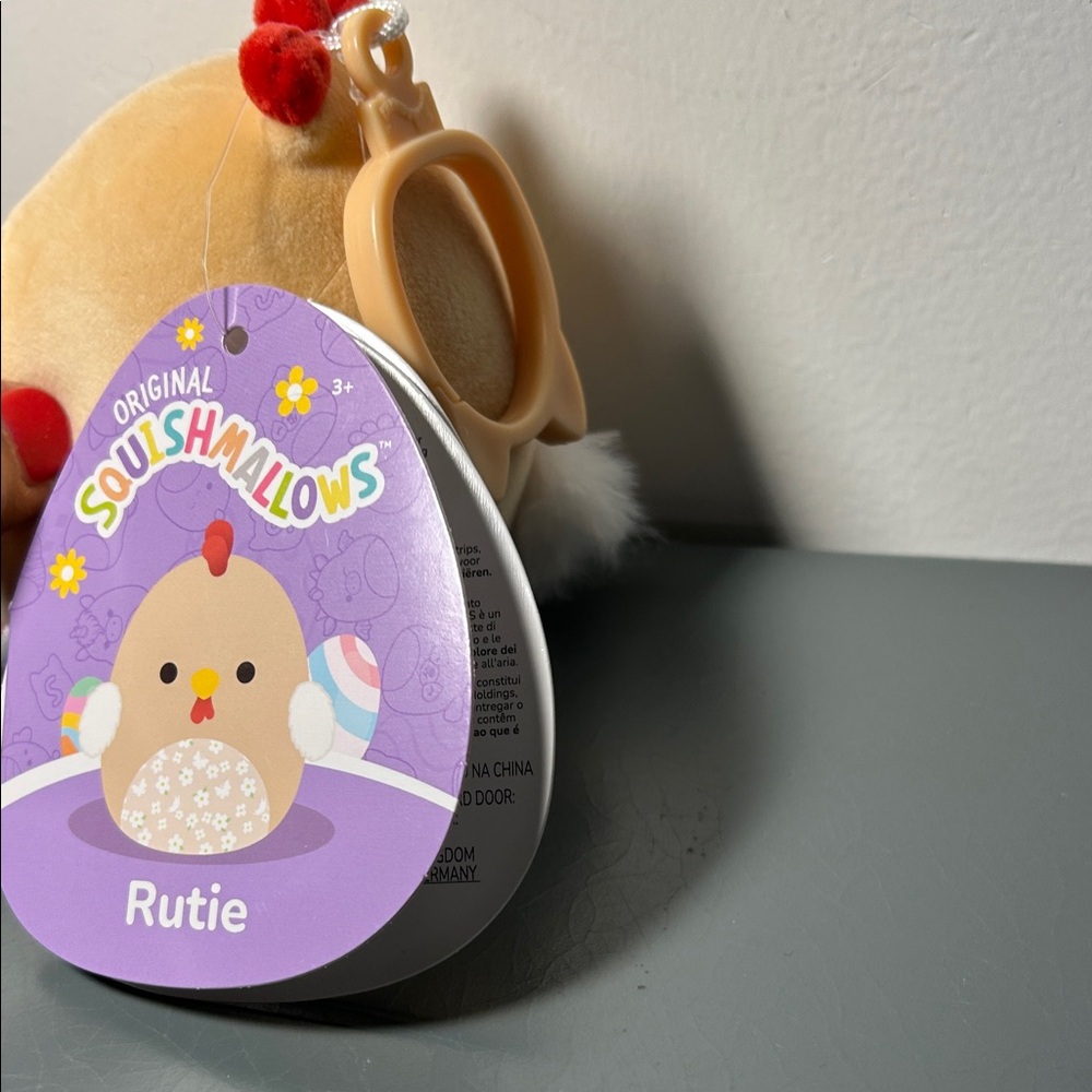 Squishmallows Rutie Chicken Plush Clip- - Picture 3 of 4